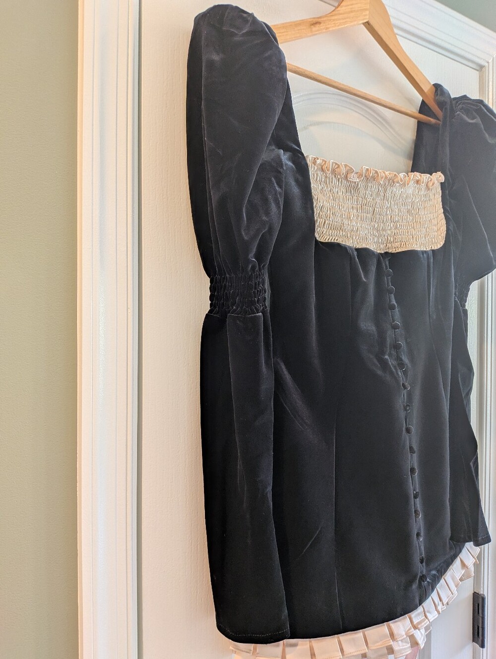 House of CB Azaria Black & Vintage Cream Velvet Mini Dress Size S Fuller Cup NWT - Picture 7 of 15